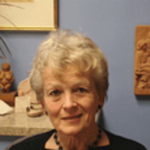 Image of Dr. Bonnie MacLachlan
